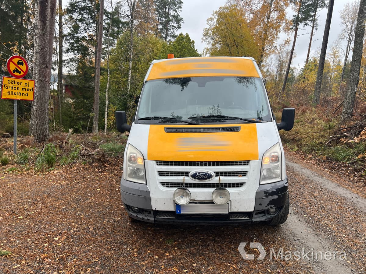 Skåpbil Ford Transit - Товарно комбе: слика 2 Skåpbil Ford Transit - Товарно комбе: слика 2