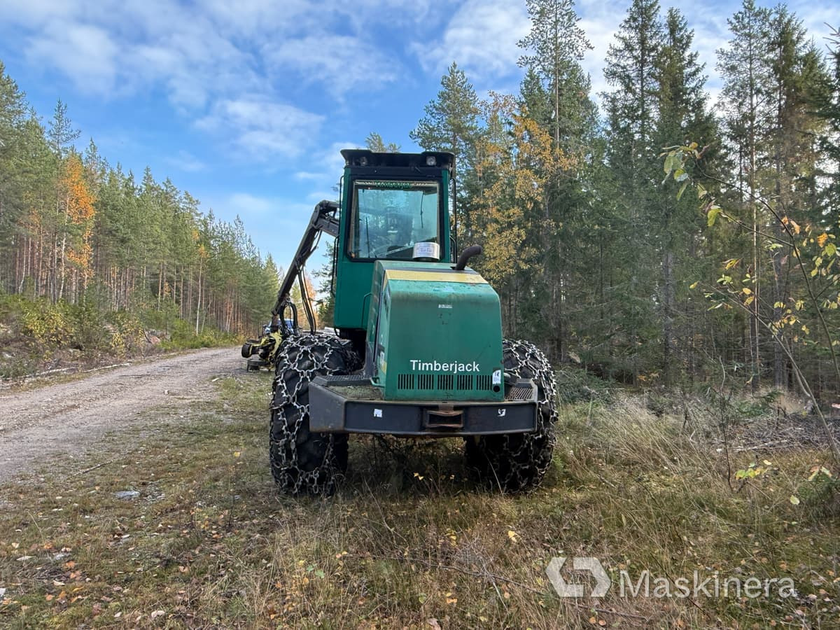 Skördare Timberjack 1070 - Шумски жнеач: слика 5 Skördare Timberjack 1070 - Шумски жнеач: слика 5