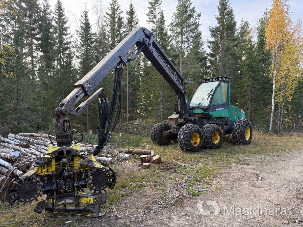 Skördare Timberjack 1070 - Шумски жнеач: слика 1 Skördare Timberjack 1070 - Шумски жнеач: слика 1