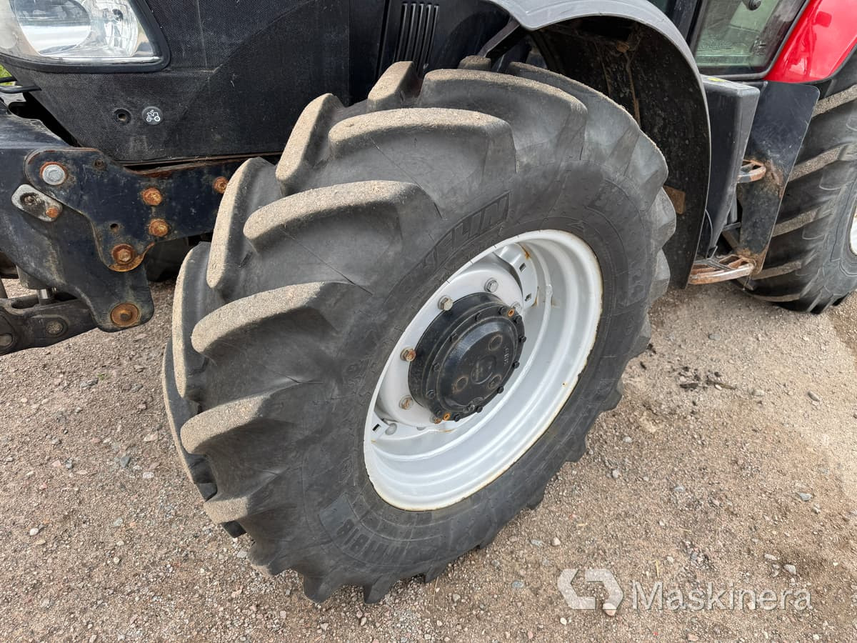 Трактор Traktor Case Farmall 85A med lastare: слика 41