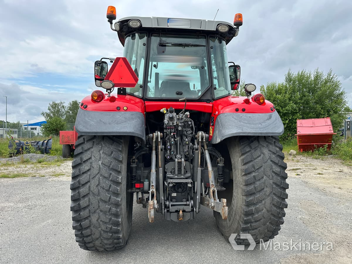 Traktor Massey Fergusson MF 6715 S + Bigab 10-14 G2 - Трактор: слика 4 Traktor Massey Fergusson MF 6715 S + Bigab 10-14 G2 - Трактор: слика 4