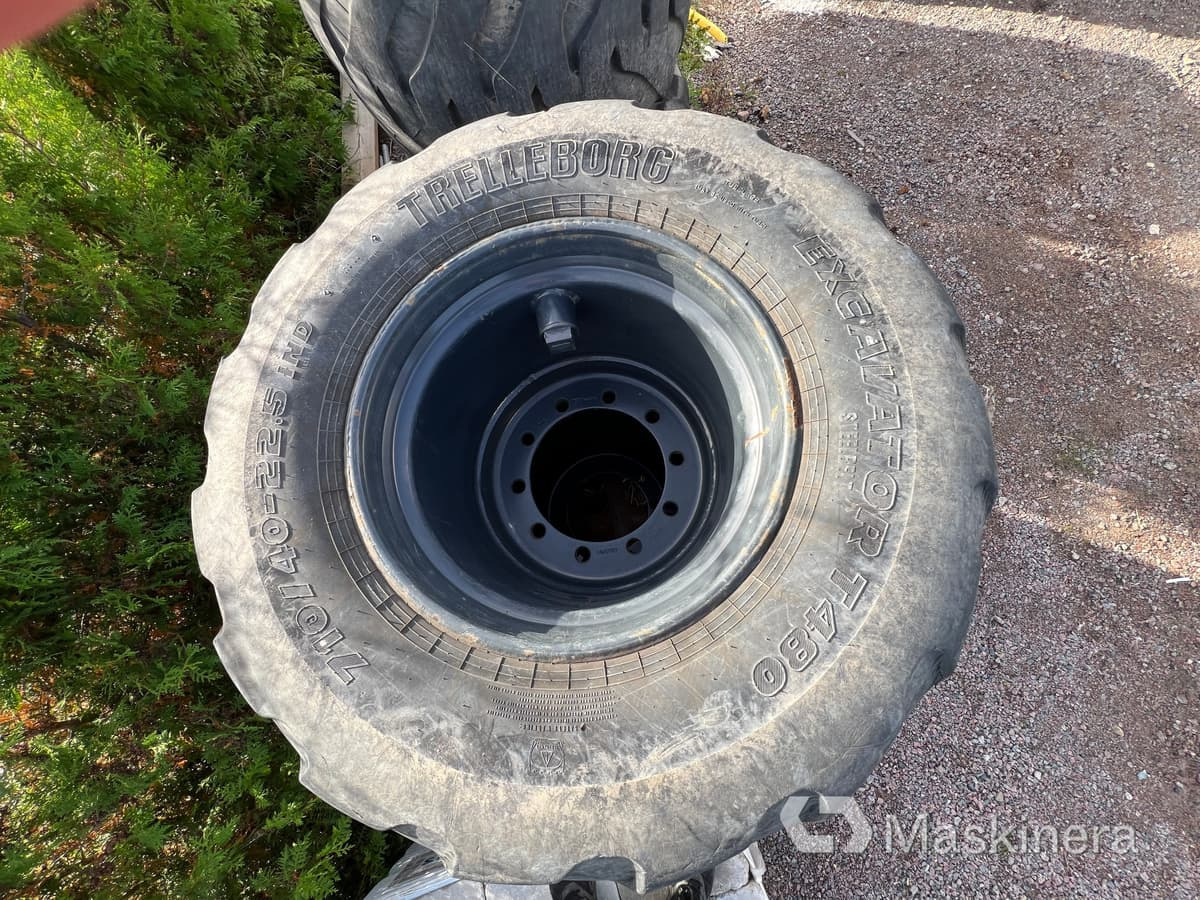 Trelleborg Excavator T480 Däck på fälg Trelleborg T480, 710/40-22,5, 4 st - Комплетно тркало за Градежна машина: слика 2 Trelleborg Excavator T480 Däck på fälg Trelleborg T480, 710/40-22,5, 4 st - Комплетно тркало за Градежна машина: слика 2