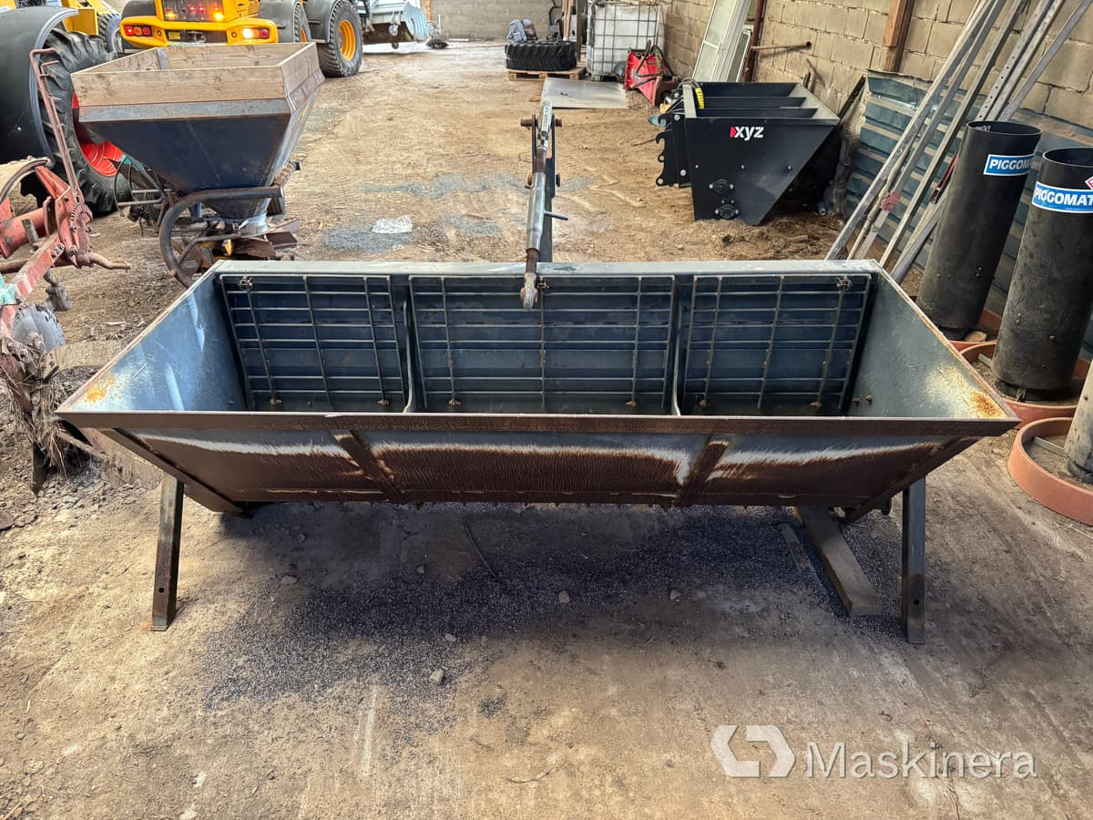 Ysta SP-1000 Sandspridare YstaMaskiner SP-1000 3-punktsfäste - Распрскувач на песок/ Сол: слика 2 Ysta SP-1000 Sandspridare YstaMaskiner SP-1000 3-punktsfäste - Распрскувач на песок/ Сол: слика 2
