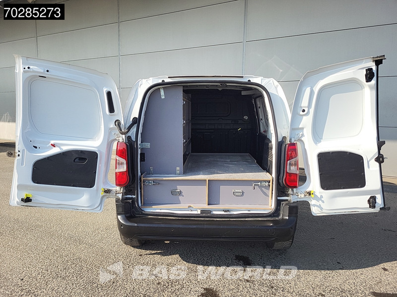 Citroën Berlingo 130PK Automaat L1H1 Navi Airco Cruise Parkeersensoren L1 3m3 Airco Cruise control - Товарно комбе: слика 3 Citroën Berlingo 130PK Automaat L1H1 Navi Airco Cruise Parkeersensoren L1 3m3 Airco Cruise control - Товарно комбе: слика 3