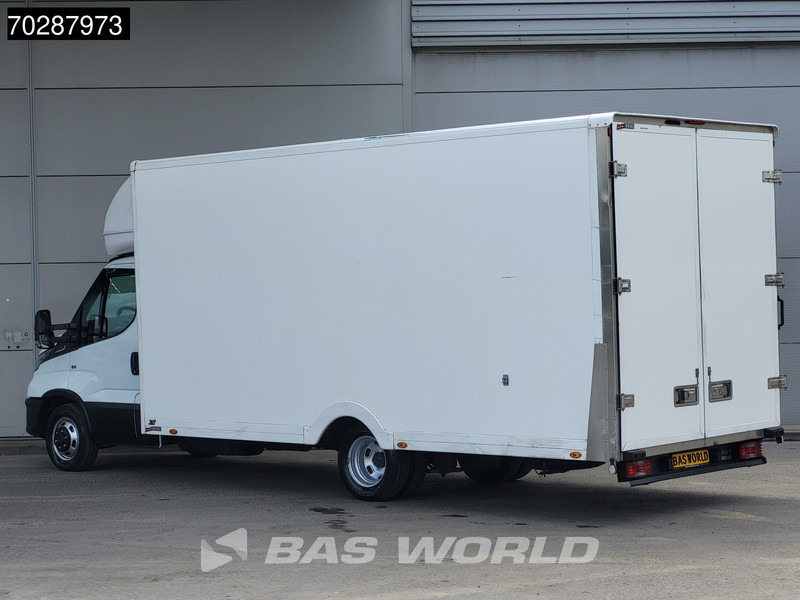 Iveco 35C14 Automaat Luchtvering 530cm lang! Verkoopwagen Bakwagen Airco Cruise Camera Euro6 Meubelbak Plancher Foodtruck Paardenwagen 30m3 - Комбе фургон: слика 2 Iveco 35C14 Automaat Luchtvering 530cm lang! Verkoopwagen Bakwagen Airco Cruise Camera Euro6 Meubelbak Plancher Foodtruck Paardenwagen 30m3 - Комбе фургон: слика 2