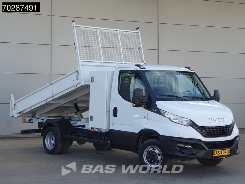 Iveco Daily 35C16 3.0L Kipper met Kist Dubbellucht 3,5t Trekhaak Navi Airco Cruise Camera Euro6 Tipper Benne Kieper 2m3 Airco Trekhaak Cruis - Комби кипер: слика 3 Iveco Daily 35C16 3.0L Kipper met Kist Dubbellucht 3,5t Trekhaak Navi Airco Cruise Camera Euro6 Tipper Benne Kieper 2m3 Airco Trekhaak Cruis - Комби кипер: слика 3