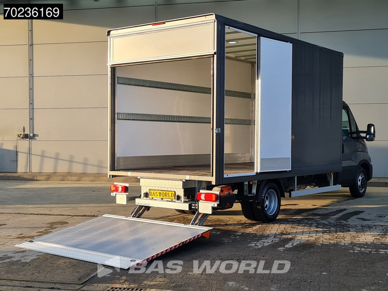 Iveco Daily 35C18 3.0L Automaat 1000KG Laadklep Zijdeur Dubbellucht 2025-Model Bakwagen ACC Airco Cruise Navi D'Hollandia Euro6 Meubelbak Ko - Комбе фургон: слика 3 Iveco Daily 35C18 3.0L Automaat 1000KG Laadklep Zijdeur Dubbellucht 2025-Model Bakwagen ACC Airco Cruise Navi D'Hollandia Euro6 Meubelbak Ko - Комбе фургон: слика 3