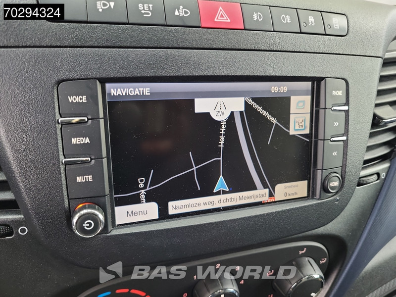 Лизинг на Iveco Daily 35C18 3.0L Automaat L2H2 Dubbellucht 180PK 3,5t Trekgewicht Navi Airco Cruise Camera Euro6 L2 11m3 Airco Cruise control Iveco Daily 35C18 3.0L Automaat L2H2 Dubbellucht 180PK 3,5t Trekgewicht Navi Airco Cruise Camera Euro6 L2 11m3 Airco Cruise control: слика 16