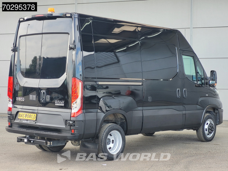 Iveco Daily 35C18 3.0L Automaat L2H2 Dubbellucht 3,5t Trekhaak Navi Airco Cruise Camera Euro6 L2 Airco Trekhaak Cruise control - Товарно комбе: слика 5 Iveco Daily 35C18 3.0L Automaat L2H2 Dubbellucht 3,5t Trekhaak Navi Airco Cruise Camera Euro6 L2 Airco Trekhaak Cruise control - Товарно комбе: слика 5