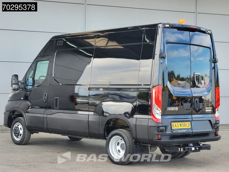 Iveco Daily 35C18 3.0L Automaat L2H2 Dubbellucht 3,5t Trekhaak Navi Airco Cruise Camera Euro6 L2 Airco Trekhaak Cruise control - Товарно комбе: слика 2 Iveco Daily 35C18 3.0L Automaat L2H2 Dubbellucht 3,5t Trekhaak Navi Airco Cruise Camera Euro6 L2 Airco Trekhaak Cruise control - Товарно комбе: слика 2