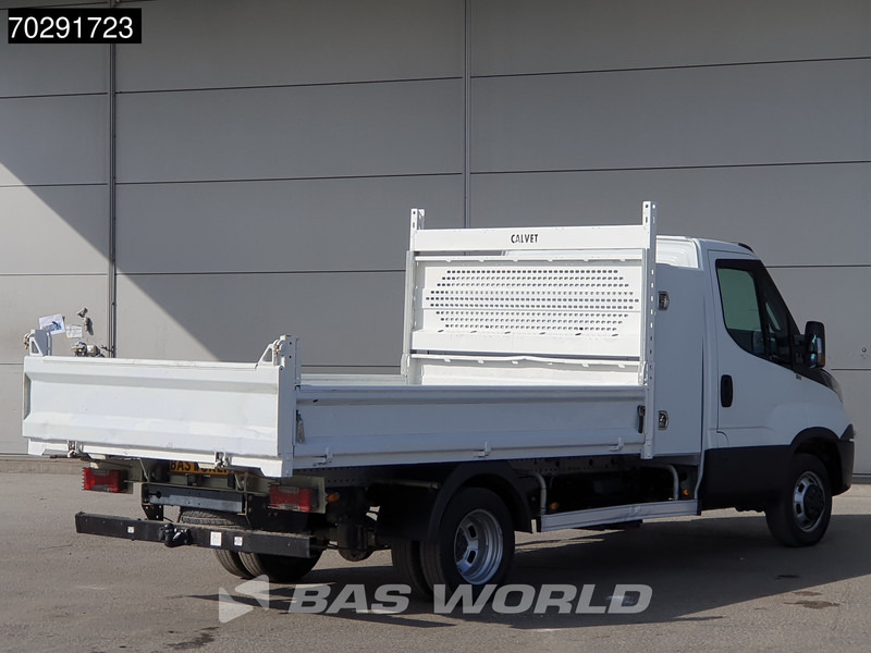 Iveco Daily 35C18 3.0L Automaat Open Laadbak met Kist Dubbellucht 3,5t Trekhaak Airco Euro6 Pritsche Pickup Open Box 2m3 Airco Trekhaak Crui - Комбе со отворен сандак: слика 5 Iveco Daily 35C18 3.0L Automaat Open Laadbak met Kist Dubbellucht 3,5t Trekhaak Airco Euro6 Pritsche Pickup Open Box 2m3 Airco Trekhaak Crui - Комбе со отворен сандак: слика 5