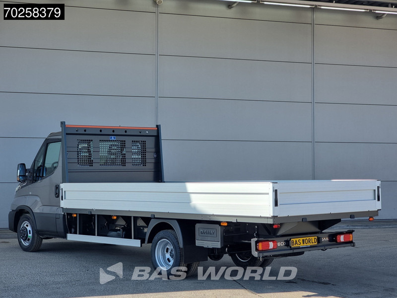 Iveco Daily 35C21 3.0L 210PK Black Edition 2025model Open laadbak CarPlay ACC LED 3,5T Trekvermogen Pritsche Pickup Airco - Комбе со отворен сандак: слика 5 Iveco Daily 35C21 3.0L 210PK Black Edition 2025model Open laadbak CarPlay ACC LED 3,5T Trekvermogen Pritsche Pickup Airco - Комбе со отворен сандак: слика 5