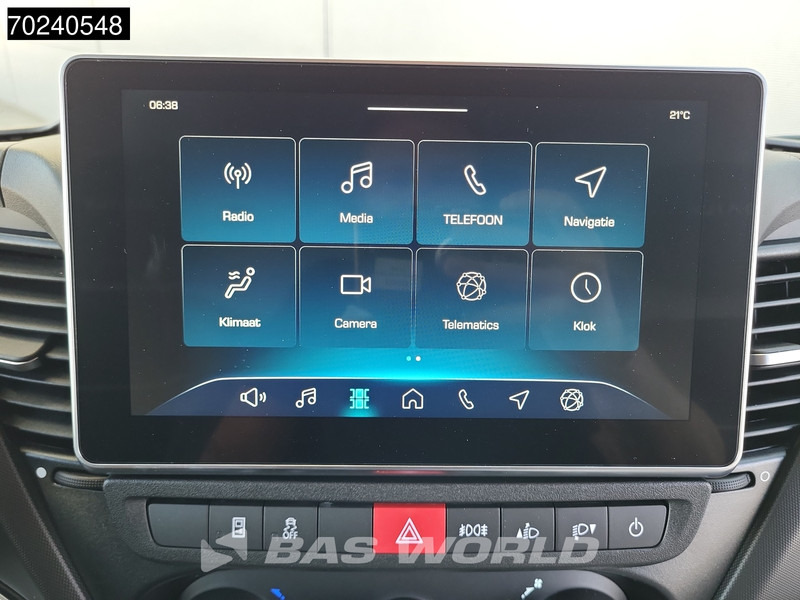 Нов Товарно комбе Iveco Daily 35C21 3.0L Automaat 210PK L2H2 Dubbellucht 3,5t Trekgewicht LED ACC Navi Airco Camera Euro6 L2 12m3 Airco: слика 15