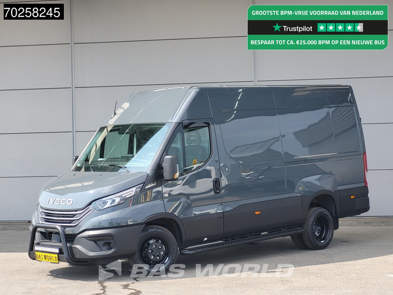 Iveco Daily 35C21 3.0L Automaat Black Edition 2025model L2H2 ACC Camera Parkeersensoren LED CarPlay Dubbellucht L2 12m3 Airco - Товарно комбе: слика 1 Iveco Daily 35C21 3.0L Automaat Black Edition 2025model L2H2 ACC Camera Parkeersensoren LED CarPlay Dubbellucht L2 12m3 Airco - Товарно комбе: слика 1
