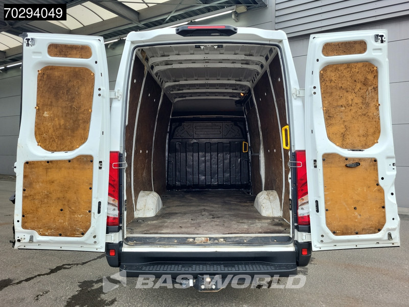 Iveco Daily 35S14 Automaat L2H2 3,5t Trekhaak LED Airco Cruise Camera Euro6 L2 12m3 Airco Trekhaak Cruise control - Товарно комбе: слика 3 Iveco Daily 35S14 Automaat L2H2 3,5t Trekhaak LED Airco Cruise Camera Euro6 L2 12m3 Airco Trekhaak Cruise control - Товарно комбе: слика 3
