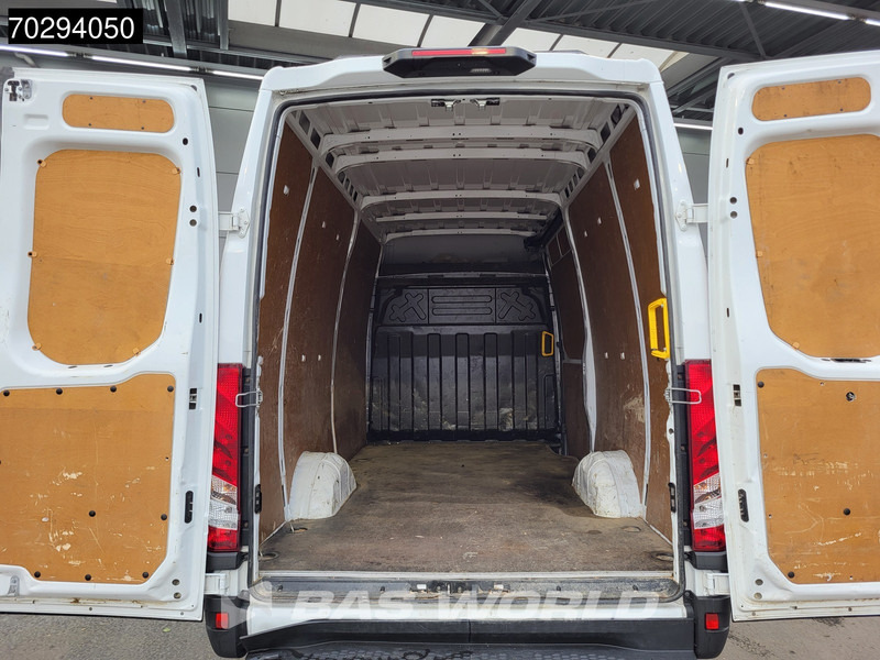 Iveco Daily 35S14 Automaat L2H2 3,5t Trekhaak LED Airco Cruise Navi Camera Euro6 APK 03-2026 L2 12m3 Airco Trekhaak Cruise control - Товарно комбе: слика 3 Iveco Daily 35S14 Automaat L2H2 3,5t Trekhaak LED Airco Cruise Navi Camera Euro6 APK 03-2026 L2 12m3 Airco Trekhaak Cruise control - Товарно комбе: слика 3