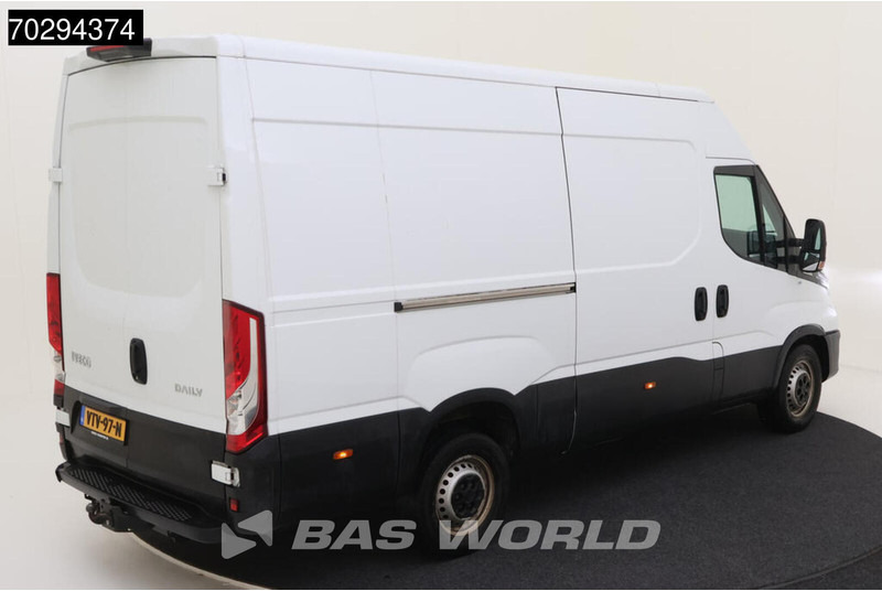 Iveco Daily 35S14 COMING SOON! Automaat L2H2 3,5t Trekhaak LED Airco Cruise Camera Euro6 L2 11m3 Airco Trekhaak Cruise control - Товарно комбе: слика 2 Iveco Daily 35S14 COMING SOON! Automaat L2H2 3,5t Trekhaak LED Airco Cruise Camera Euro6 L2 11m3 Airco Trekhaak Cruise control - Товарно комбе: слика 2