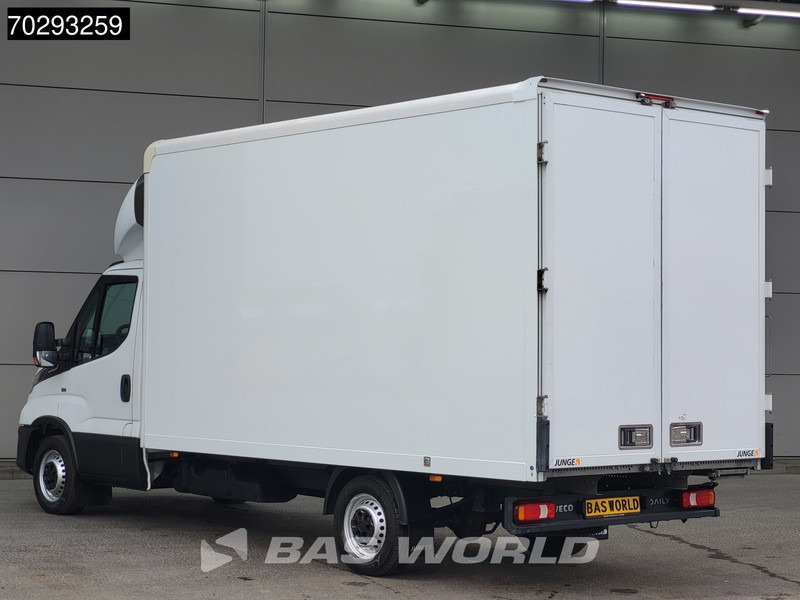 Iveco Daily 35S16 160PK Automaat Bakwagen Achterdeuren Airco Camera Euro6 Meubelbak Koffer 21m3 Airco - Комбе фургон: слика 2 Iveco Daily 35S16 160PK Automaat Bakwagen Achterdeuren Airco Camera Euro6 Meubelbak Koffer 21m3 Airco - Комбе фургон: слика 2