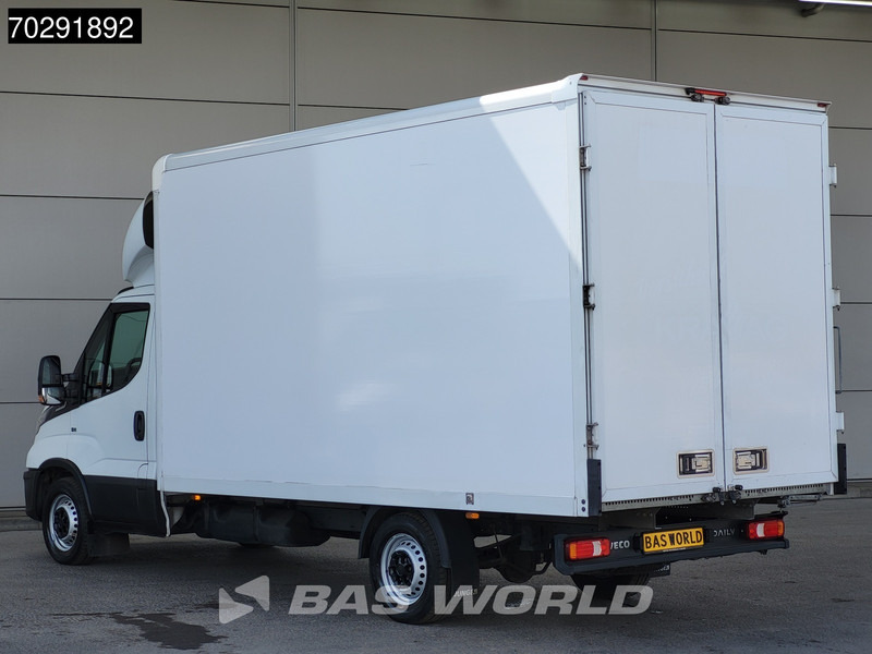 Iveco Daily 35S16 Automaat Bakwagen Achterdeuren 160PK Airco Camera Euro6 Meubelbak Koffer 21m3 Airco - Комбе фургон: слика 2 Iveco Daily 35S16 Automaat Bakwagen Achterdeuren 160PK Airco Camera Euro6 Meubelbak Koffer 21m3 Airco - Комбе фургон: слика 2