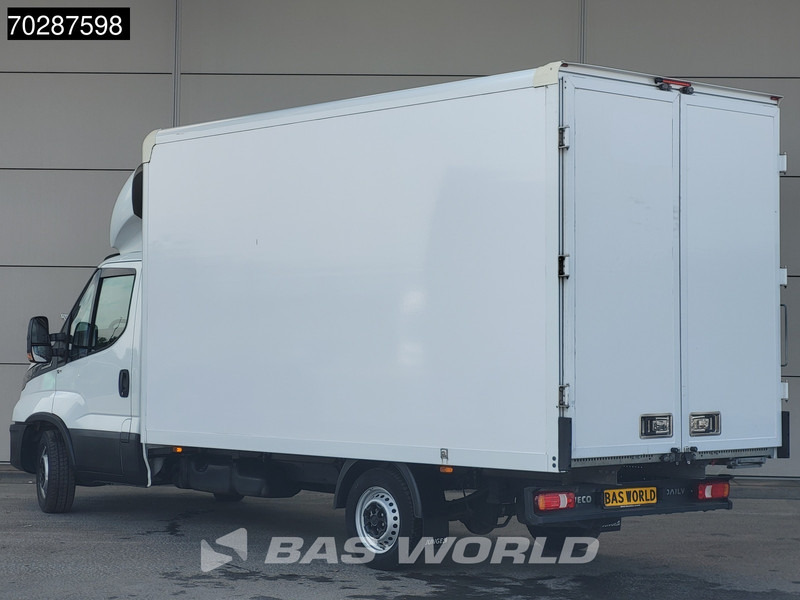 Iveco Daily 35S16 Automaat Bakwagen Achterdeuren 160PK Airco Camera Euro6 Meubelbak Koffer 21m3 Airco - Комбе фургон: слика 2 Iveco Daily 35S16 Automaat Bakwagen Achterdeuren 160PK Airco Camera Euro6 Meubelbak Koffer 21m3 Airco - Комбе фургон: слика 2