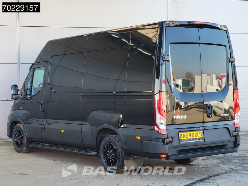 Iveco Daily 35S16 Automaat Black Edition L2H2 Airco Cruise Velgen 3500kg trekgewicht 12m3 Airco Cruise control - Товарно комбе: слика 5 Iveco Daily 35S16 Automaat Black Edition L2H2 Airco Cruise Velgen 3500kg trekgewicht 12m3 Airco Cruise control - Товарно комбе: слика 5