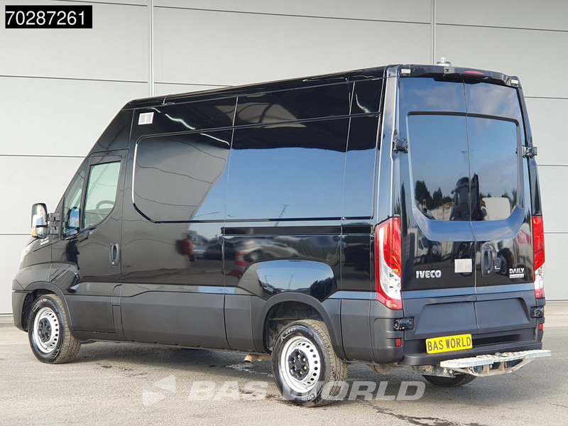 Iveco Daily 35S16 Automaat L2H2 3,5t Trekhaak Airco Cruise Camera Euro6 L2 11m3 Airco Trekhaak Cruise control - Товарно комбе: слика 2 Iveco Daily 35S16 Automaat L2H2 3,5t Trekhaak Airco Cruise Camera Euro6 L2 11m3 Airco Trekhaak Cruise control - Товарно комбе: слика 2