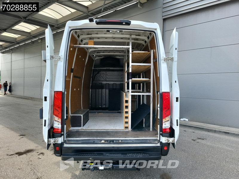 Iveco Daily 35S16 Automaat L2H2 3500KG Trekhaak ACC LED Camera Euro6 L2 12m3 Airco Trekhaak - Товарно комбе: слика 3 Iveco Daily 35S16 Automaat L2H2 3500KG Trekhaak ACC LED Camera Euro6 L2 12m3 Airco Trekhaak - Товарно комбе: слика 3