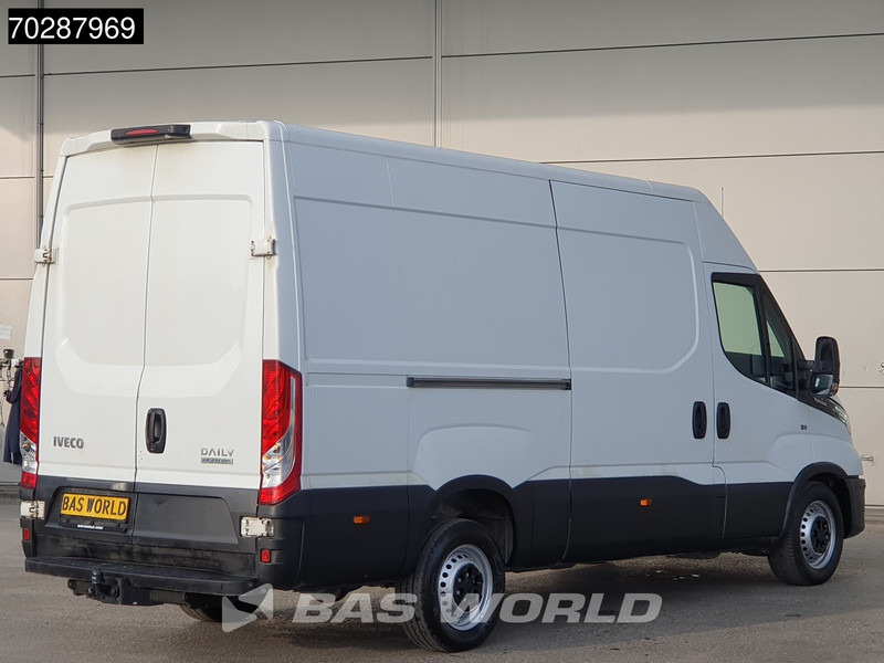 Iveco Daily 35S18 3.0L Automaat L2H2 3,5t Trekhaak 180PK LED Navi Airco Cruise Camera Euro6 L2 12m3 Airco Trekhaak Cruise control - Товарно комбе: слика 3 Iveco Daily 35S18 3.0L Automaat L2H2 3,5t Trekhaak 180PK LED Navi Airco Cruise Camera Euro6 L2 12m3 Airco Trekhaak Cruise control - Товарно комбе: слика 3