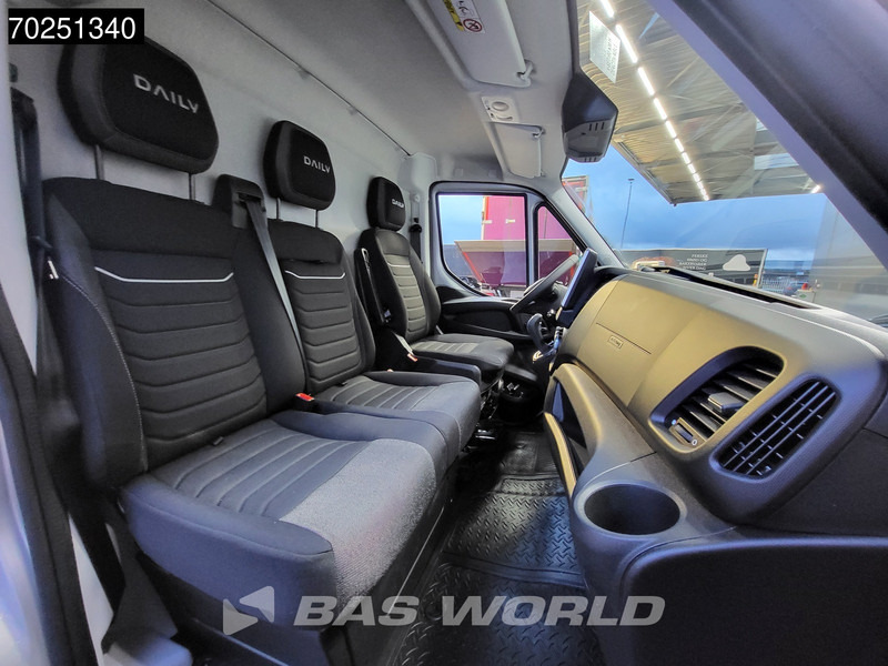 Нов Товарно комбе Iveco Daily 35S21 210PK 3.0L Automaat Laag dak L2H1 2025model 3.5t Trekhaak LED Navi ACC Camera 8m3 Airco Trekhaak: слика 16