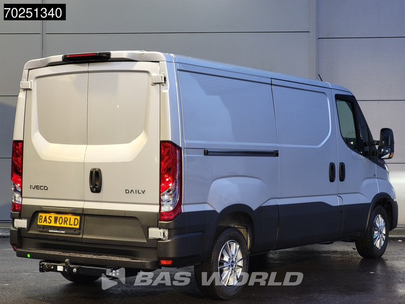 Iveco Daily 35S21 210PK 3.0L Automaat Laag dak L2H1 2025model 3.5t Trekhaak LED Navi ACC Camera 8m3 Airco Trekhaak - Товарно комбе: слика 2 Iveco Daily 35S21 210PK 3.0L Automaat Laag dak L2H1 2025model 3.5t Trekhaak LED Navi ACC Camera 8m3 Airco Trekhaak - Товарно комбе: слика 2