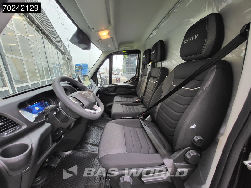 Нов Товарно комбе Iveco Daily 35S21 210PK Automaat 2025 model L2H2 ACC LED Navi Velgen Camera 12m3 Airco: слика 9