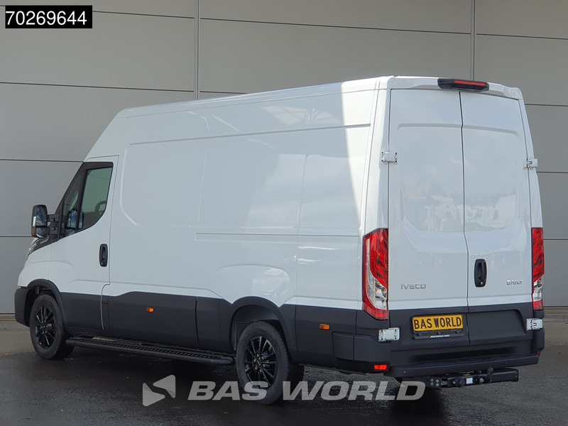 Iveco Daily 35S21 3.0L Automaat Black Edition 2025 model L2H2 Trekhaak Tacho ACC LED CarPlay Velgen Camera 12m3 Airco Trekhaak - Товарно комбе: слика 2 Iveco Daily 35S21 3.0L Automaat Black Edition 2025 model L2H2 Trekhaak Tacho ACC LED CarPlay Velgen Camera 12m3 Airco Trekhaak - Товарно комбе: слика 2