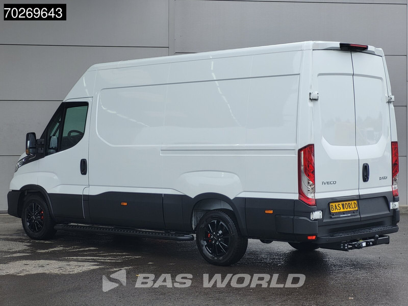 Iveco Daily 35S21 3.0L Automaat Black Edition 2025 model L2H2 Trekhaak Tacho ACC LED CarPlay Velgen Camera 12m3 Airco Trekhaak - Товарно комбе: слика 2 Iveco Daily 35S21 3.0L Automaat Black Edition 2025 model L2H2 Trekhaak Tacho ACC LED CarPlay Velgen Camera 12m3 Airco Trekhaak - Товарно комбе: слика 2