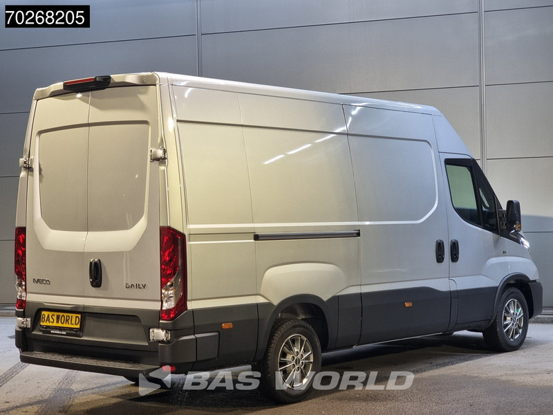 Iveco Daily 35S21 3.0L Automaat L2H2 2025model ACC LED Camera Parkeersensoren L2 3,5t Trekgewicht 12m3 Airco - Товарно комбе: слика 5 Iveco Daily 35S21 3.0L Automaat L2H2 2025model ACC LED Camera Parkeersensoren L2 3,5t Trekgewicht 12m3 Airco - Товарно комбе: слика 5