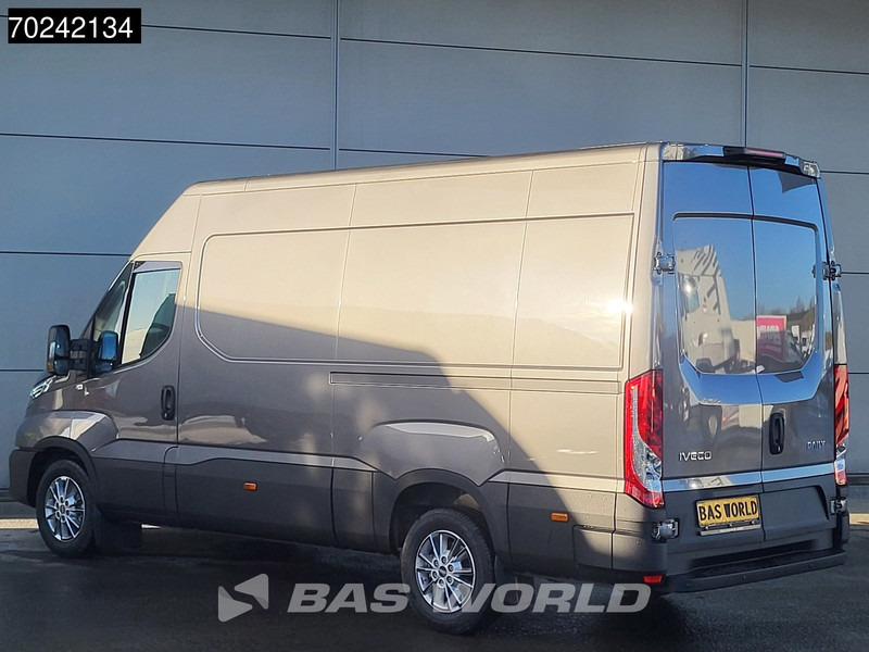 Iveco Daily 35S21 3.0L Automaat L2H2 210PK 2025-Model 3,5t Trekgewicht ACC LED Navi LM-Velgen Camera Euro6 L2 12m3 Airco - Товарно комбе: слика 2 Iveco Daily 35S21 3.0L Automaat L2H2 210PK 2025-Model 3,5t Trekgewicht ACC LED Navi LM-Velgen Camera Euro6 L2 12m3 Airco - Товарно комбе: слика 2