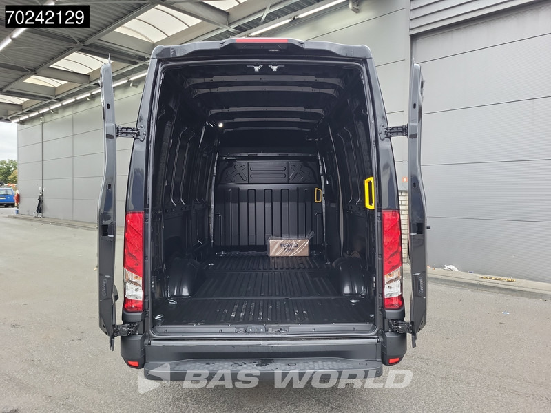 Iveco Daily 35S21 3.0L Automaat L2H2 210PK 2025-Model 3,5t Trekgewicht ACC LED Navi LM-Velgen Camera Euro6 L2 12m3 Airco - Товарно комбе: слика 3 Iveco Daily 35S21 3.0L Automaat L2H2 210PK 2025-Model 3,5t Trekgewicht ACC LED Navi LM-Velgen Camera Euro6 L2 12m3 Airco - Товарно комбе: слика 3