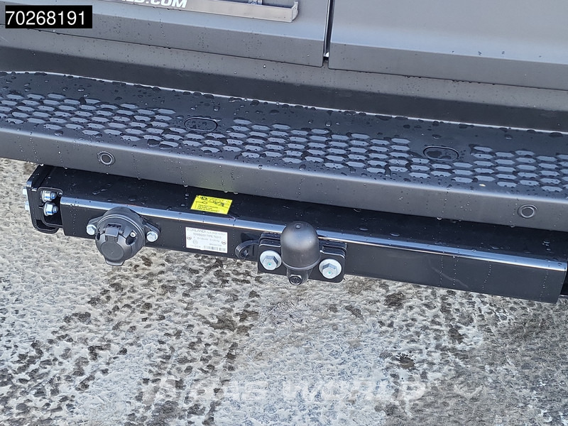 Нов Товарно комбе Iveco Daily 35S21 3.0L Automaat L2H2 210PK 2025-Model 3,5t Trekgewicht ACC LED Navi LM-Velgen Camera Euro6 L2 12m3 Airco Trekhaak: слика 9 Нов Товарно комбе Iveco Daily 35S21 3.0L Automaat L2H2 210PK 2025-Model 3,5t Trekgewicht ACC LED Navi LM-Velgen Camera Euro6 L2 12m3 Airco Trekhaak: слика 9