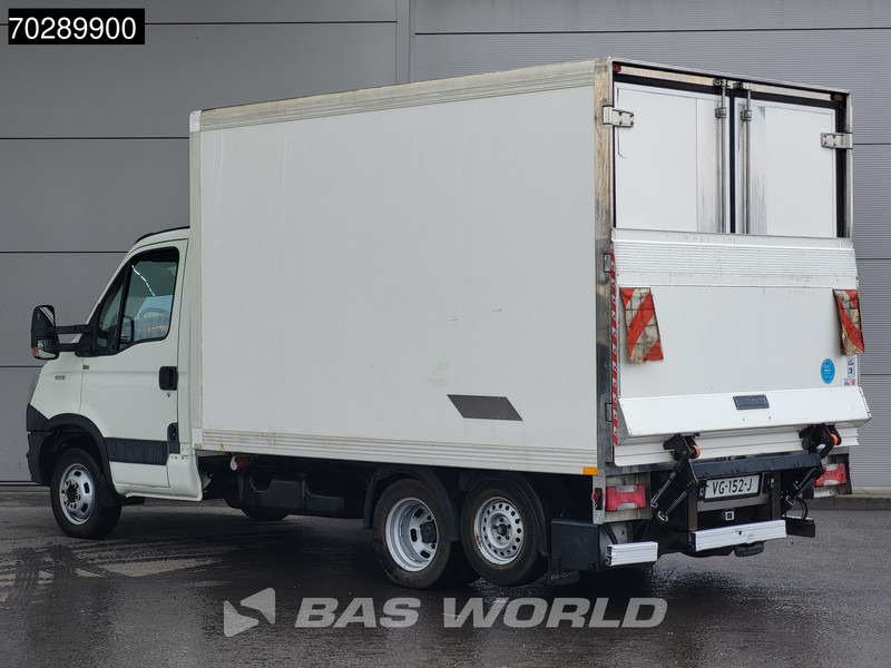 Iveco Daily 40C15 BE-Combi 75Plus Koelwagen Laadklep Carrier Xarios 350 Zijdeur Achterdeuren Airco Cruise Camera Koel Koeler Kühl Kühler Küh - Комбе ладилник: слика 2 Iveco Daily 40C15 BE-Combi 75Plus Koelwagen Laadklep Carrier Xarios 350 Zijdeur Achterdeuren Airco Cruise Camera Koel Koeler Kühl Kühler Küh - Комбе ладилник: слика 2