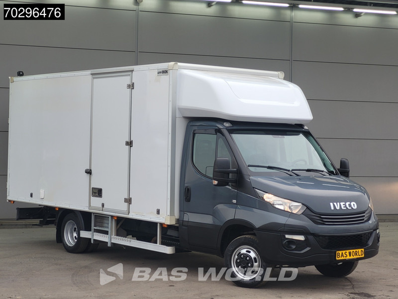Iveco Daily 50C18 3.0L Automaat 3,5t Trekhaak Bakwagen Zijdeur Achterdeuren 180PK 5tons Navi Standkachel Euro6 Meubelbak Koffer Trekhaak - Комбе фургон: слика 5 Iveco Daily 50C18 3.0L Automaat 3,5t Trekhaak Bakwagen Zijdeur Achterdeuren 180PK 5tons Navi Standkachel Euro6 Meubelbak Koffer Trekhaak - Комбе фургон: слика 5