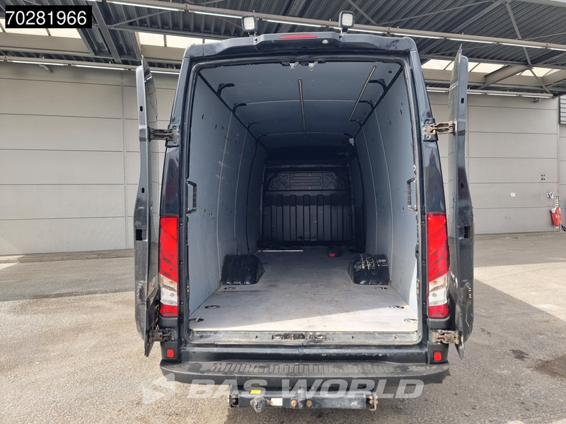 Iveco Daily 50C18 3.0L Automaat L4H2 Luchtvering Dubbellucht 3,5t Trekhaak Airco Cruise Camera Euro6 L4 16m3 Airco Trekhaak Cruise control - Товарно комбе: слика 3 Iveco Daily 50C18 3.0L Automaat L4H2 Luchtvering Dubbellucht 3,5t Trekhaak Airco Cruise Camera Euro6 L4 16m3 Airco Trekhaak Cruise control - Товарно комбе: слика 3