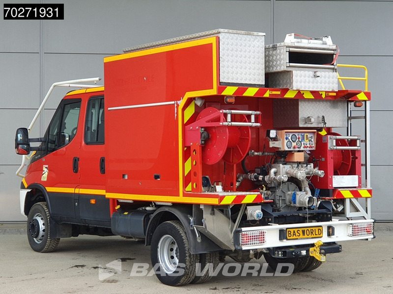 Iveco Daily 70C17 4x4 Achleitner Firetruck Brandweerwagen AWD Allrad Camper 1200liter Airco Dubbel cabine Trekhaak Cruise control - Амбулантно возило: слика 2 Iveco Daily 70C17 4x4 Achleitner Firetruck Brandweerwagen AWD Allrad Camper 1200liter Airco Dubbel cabine Trekhaak Cruise control - Амбулантно возило: слика 2