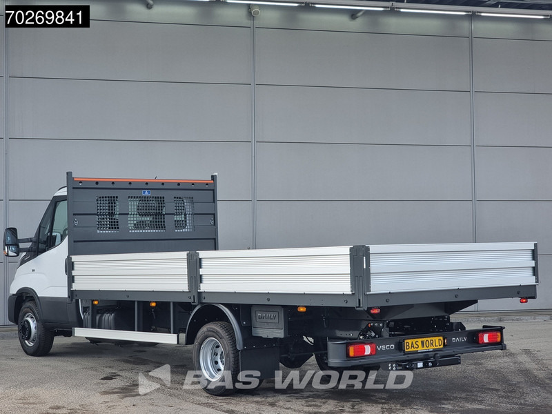 Iveco Daily 70C18 3.0L Automaat 525cm Open laadbak Trekhaak ACC Navi Airco Pickup Pritsche Airco Trekhaak - Комбе со отворен сандак: слика 2 Iveco Daily 70C18 3.0L Automaat 525cm Open laadbak Trekhaak ACC Navi Airco Pickup Pritsche Airco Trekhaak - Комбе со отворен сандак: слика 2
