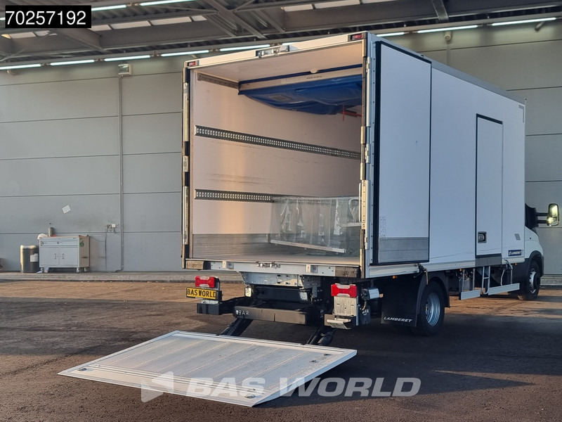 Iveco Daily 72C21 3.0L Koelwagen Laadklep Thermo King T-600R 380V Luchtvering Koelwagen Airco Cruise Camera Koeler Koel Kühlwagen 28m3 Airco - Комбе ладилник: слика 3 Iveco Daily 72C21 3.0L Koelwagen Laadklep Thermo King T-600R 380V Luchtvering Koelwagen Airco Cruise Camera Koeler Koel Kühlwagen 28m3 Airco - Комбе ладилник: слика 3