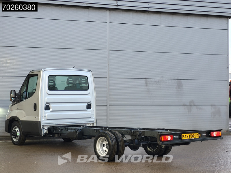 Iveco Daily 35C21 Automaat 410wb Dubbellucht 2025model Chassis Cabine ACC Fahrgestell Airco - Комбе: слика 5 Iveco Daily 35C21 Automaat 410wb Dubbellucht 2025model Chassis Cabine ACC Fahrgestell Airco - Комбе: слика 5