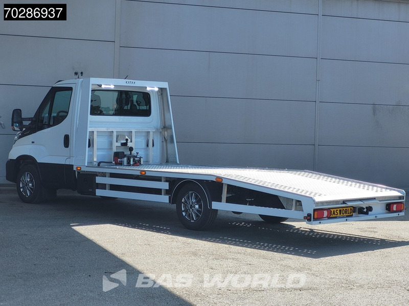 Iveco Daily 35S18 Automaat Autotransporter 3,5t Trekhaak Navi Airco LED ACC Euro6 Oprijwagen Cartransporter Trekhaak - Комбе: слика 2 Iveco Daily 35S18 Automaat Autotransporter 3,5t Trekhaak Navi Airco LED ACC Euro6 Oprijwagen Cartransporter Trekhaak - Комбе: слика 2
