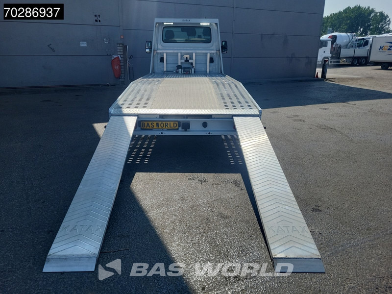 Iveco Daily 35S18 Automaat Autotransporter 3,5t Trekhaak Navi Airco LED ACC Euro6 Oprijwagen Cartransporter Trekhaak - Комбе: слика 5 Iveco Daily 35S18 Automaat Autotransporter 3,5t Trekhaak Navi Airco LED ACC Euro6 Oprijwagen Cartransporter Trekhaak - Комбе: слика 5