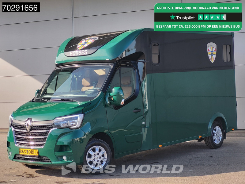 Renault Master 180PK Paardenwagen Hengstenuitvoering Automaat 180PK Trekhaak LED Airco Cruise Camera Euro6 Horsetruck Horse Airco Trekhaak Cruise con - Комбе: слика 1 Renault Master 180PK Paardenwagen Hengstenuitvoering Automaat 180PK Trekhaak LED Airco Cruise Camera Euro6 Horsetruck Horse Airco Trekhaak Cruise con - Комбе: слика 1
