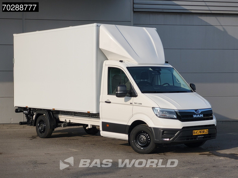 MAN TGE 3.180 Automaat Laadklep Bakwagen 2025 Facelift Navi LED Airco Cruise Euro6 Meubelbak Koffer 21m3 Airco Cruise control - Комбе фургон: слика 2 MAN TGE 3.180 Automaat Laadklep Bakwagen 2025 Facelift Navi LED Airco Cruise Euro6 Meubelbak Koffer 21m3 Airco Cruise control - Комбе фургон: слика 2