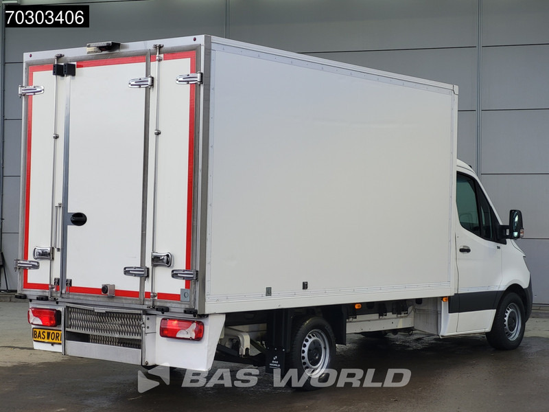 Mercedes-Benz Sprinter 314 CDI Automaat Bakwagen Gekoeld Thermo King V200 MAX Airco Camera Parkeersensoren Euro6 Koeler Koelwagen Kühlwagen Kühlkoffer - Комбе ладилник: слика 5 Mercedes-Benz Sprinter 314 CDI Automaat Bakwagen Gekoeld Thermo King V200 MAX Airco Camera Parkeersensoren Euro6 Koeler Koelwagen Kühlwagen Kühlkoffer - Комбе ладилник: слика 5