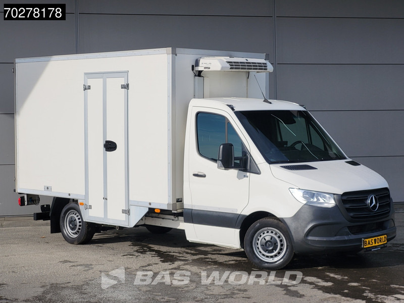 Mercedes-Benz Sprinter 314 CDI Automaat Koelwagen Bi temp Thermo King V-300 Max Koeler Koel Vries Vriezer Kühlkasten Airco Cruise control - Комбе ладилник: слика 3 Mercedes-Benz Sprinter 314 CDI Automaat Koelwagen Bi temp Thermo King V-300 Max Koeler Koel Vries Vriezer Kühlkasten Airco Cruise control - Комбе ладилник: слика 3